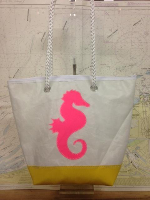 Shopping bag rose zeepaardje