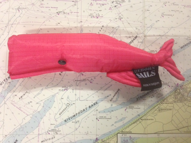 walvis in spinnaker stof roze (klein)